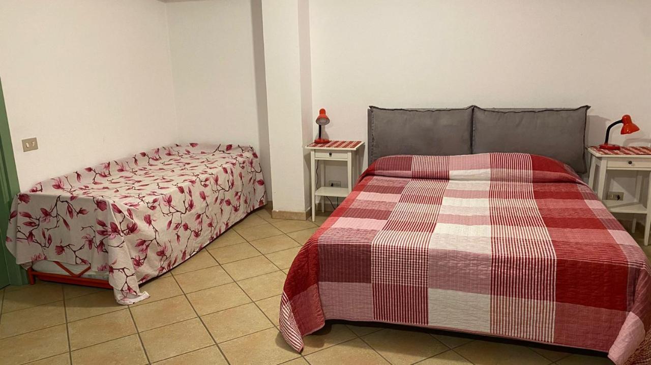Vila Al Vecchio Pero, Con Ampio Giardino Privato La Morra Exteriér fotografie